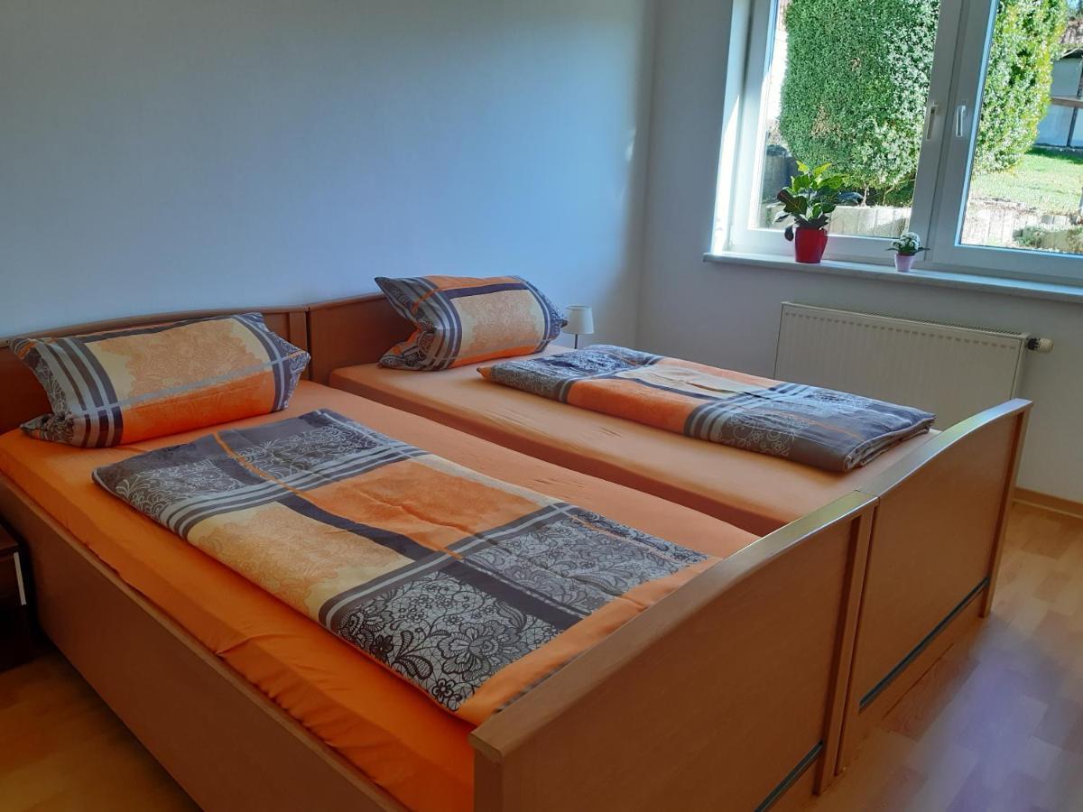 Thueringer Zimmer Suhl Exterior photo