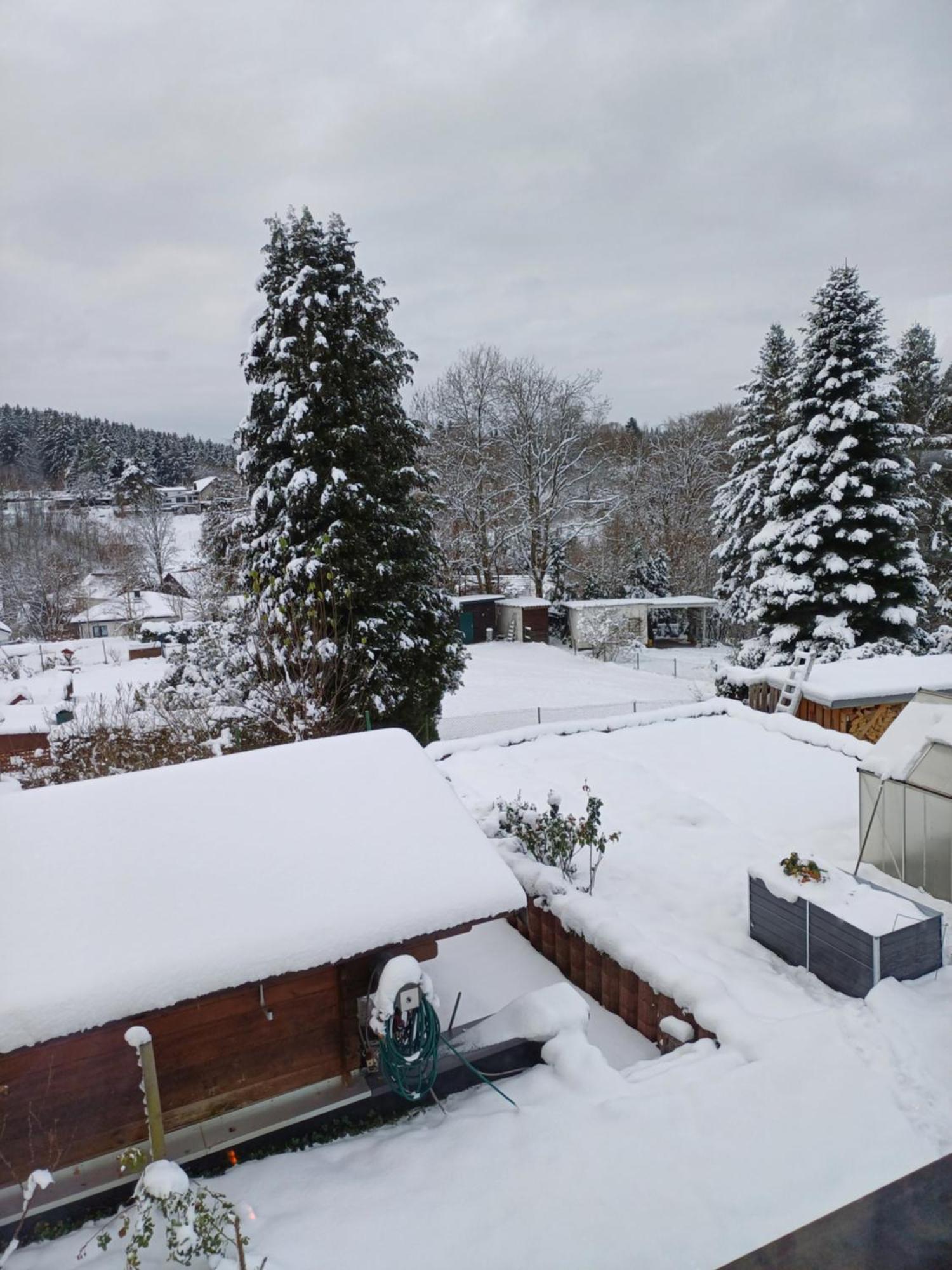 Thueringer Zimmer Suhl Exterior photo