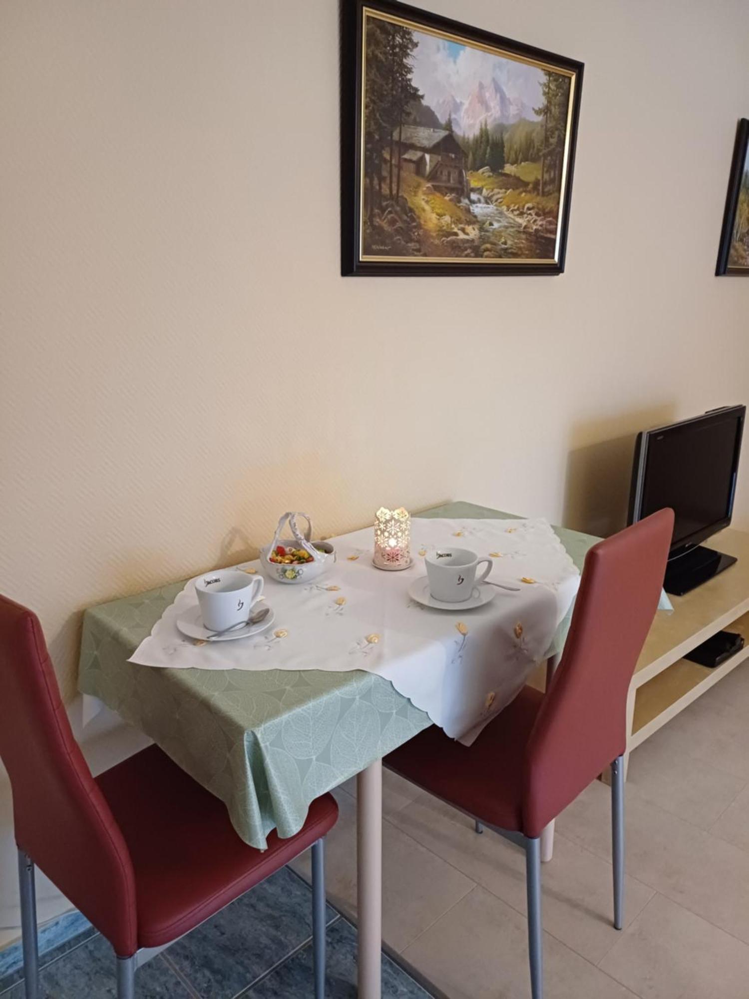 Thueringer Zimmer Suhl Exterior photo